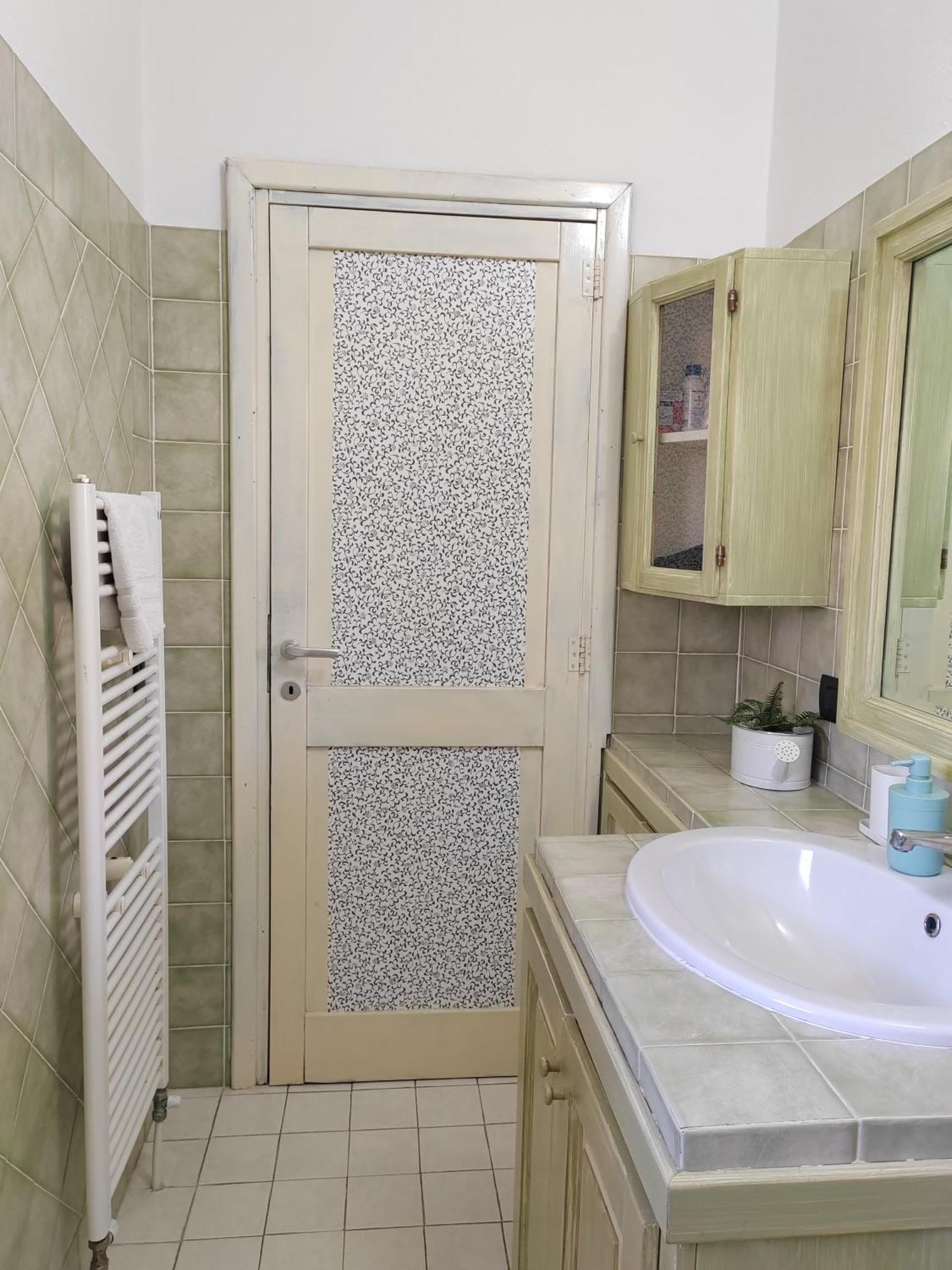 Home Of Fame - Home Gallery With Fully Equipped Kitchen, Separate Entrance, Free Parking Olbia Exterior photo