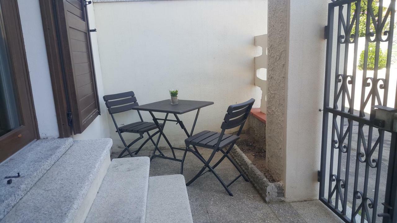 Home Of Fame - Home Gallery With Fully Equipped Kitchen, Separate Entrance, Free Parking Olbia Exterior photo